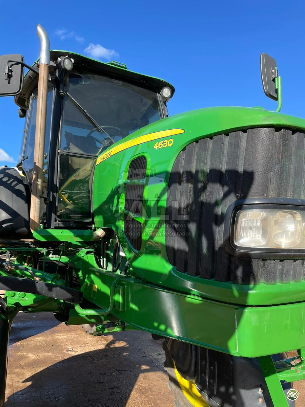 PULVERIZADOR JOHN DEERE JOHN DEERE 4630 Tração 4x4 ALL Máquinas e Implementos RONDONOPOLIS MATO GROSSO MT